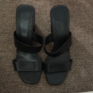 MICHAEL Michael Kors Black Heels Sleek Design